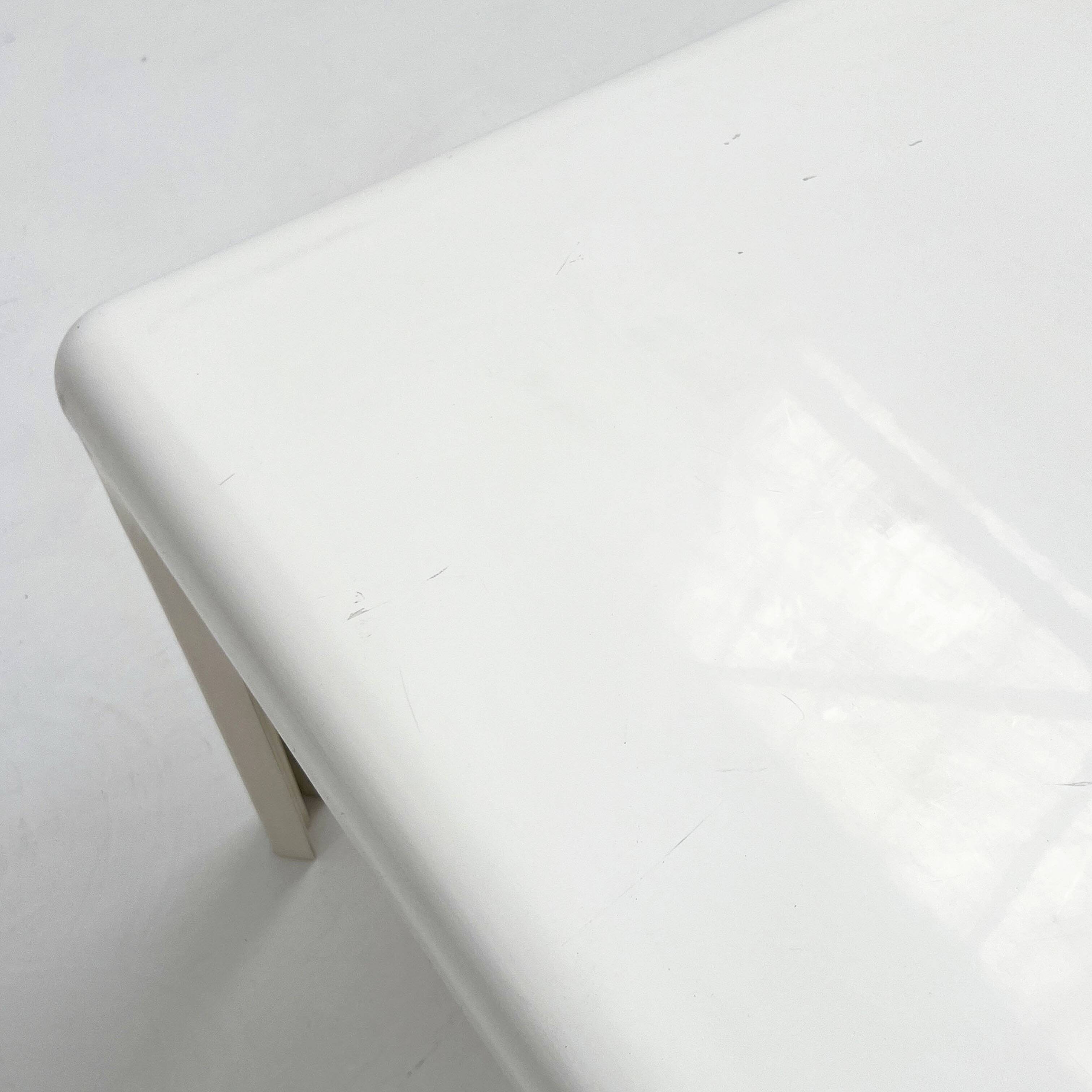 Stadio White dining table by Vico Magistretti for Artemide, 1970