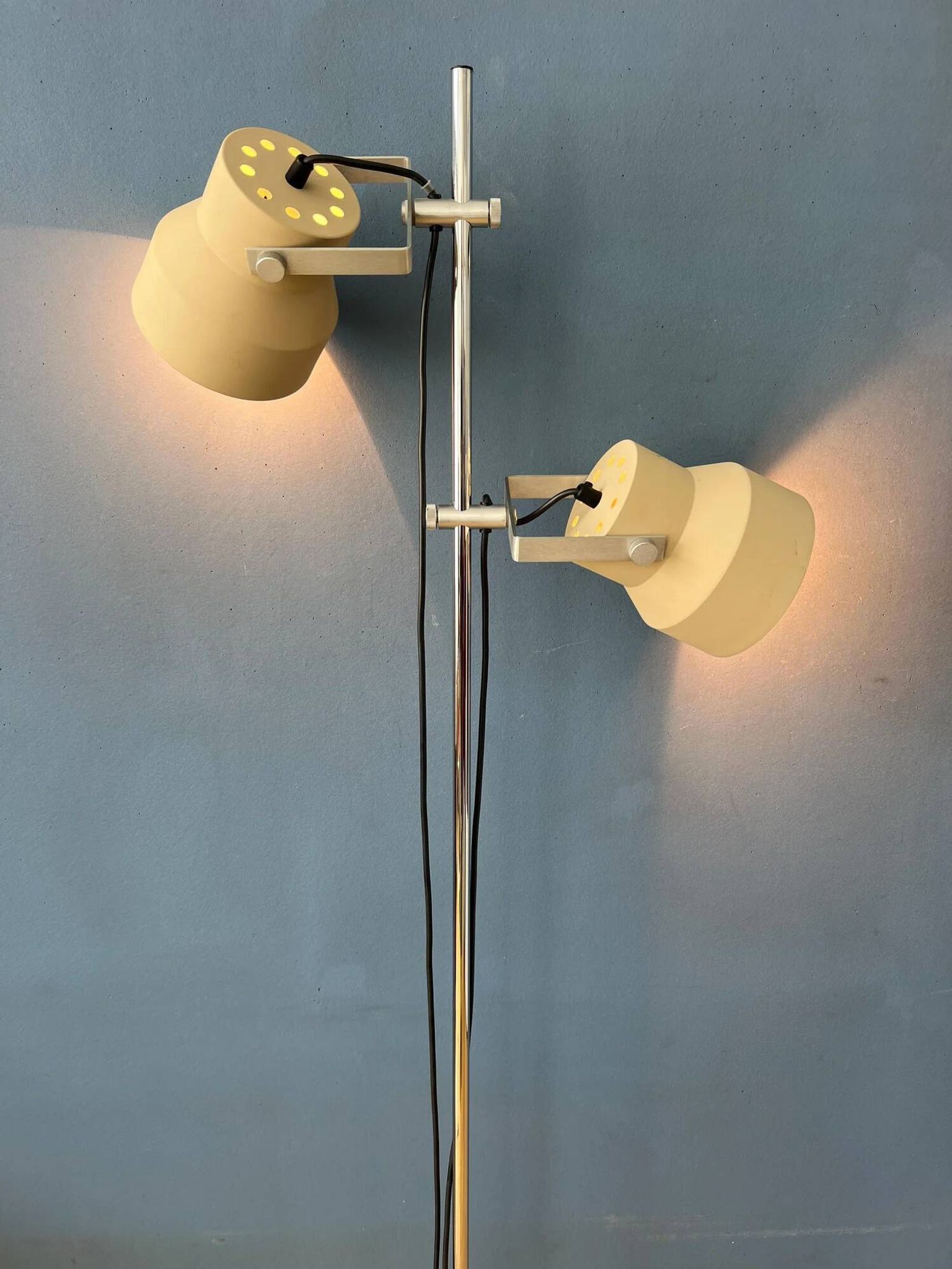 Lampadaire beige Dijkstra de style Space Age du milieu du siècle