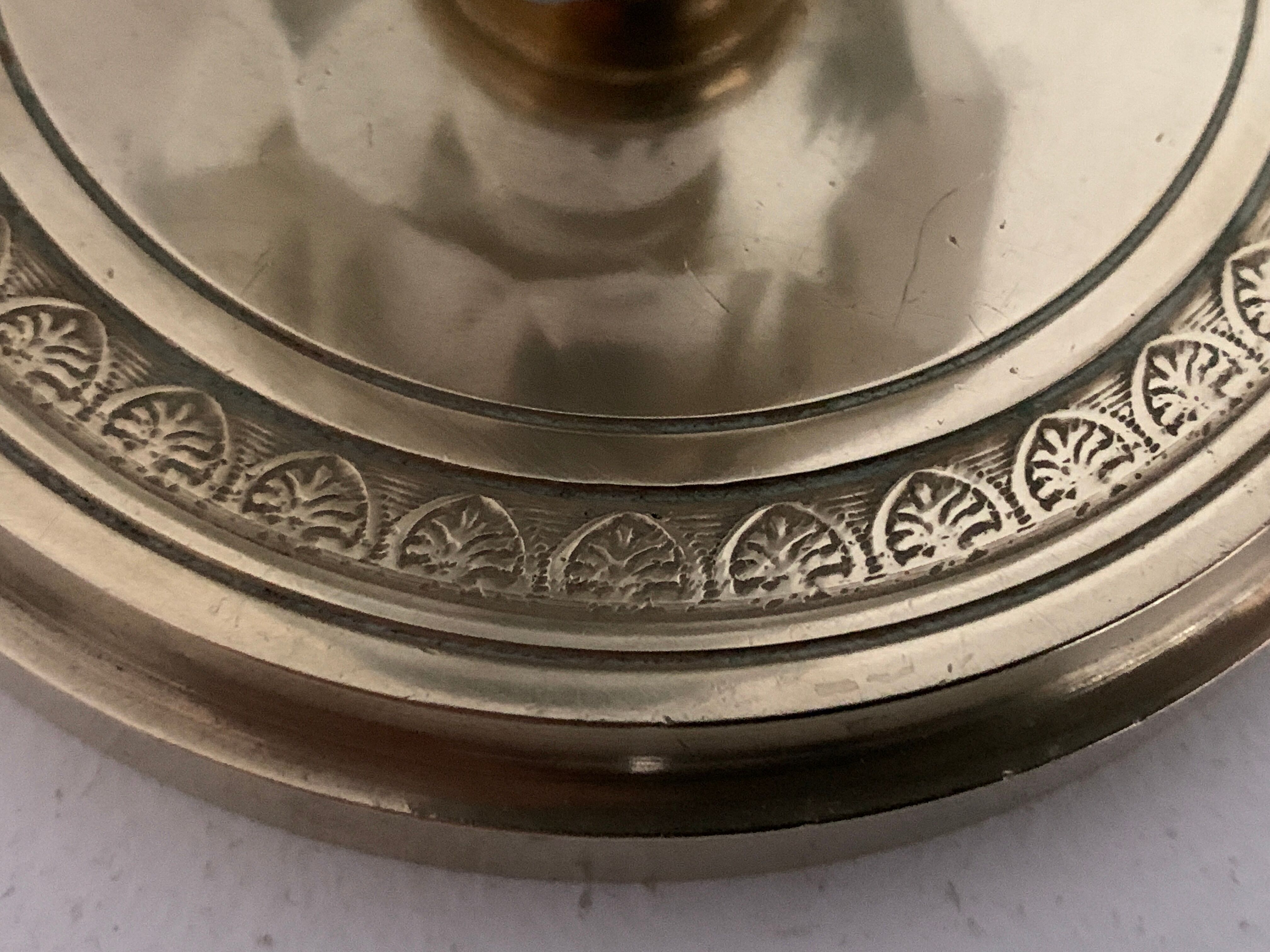 Pied de lampe en verre et métal doré