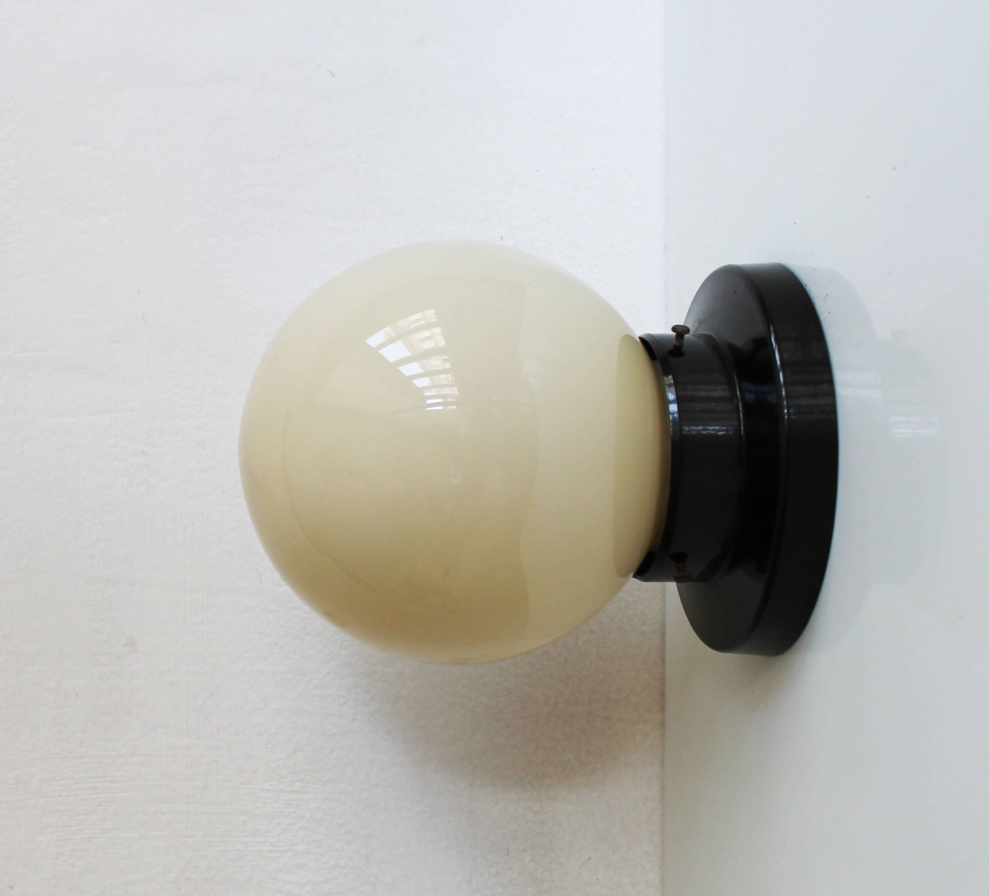 Original 1930s Functionalist Bakelite Lamp – Ceiling or Wall Light