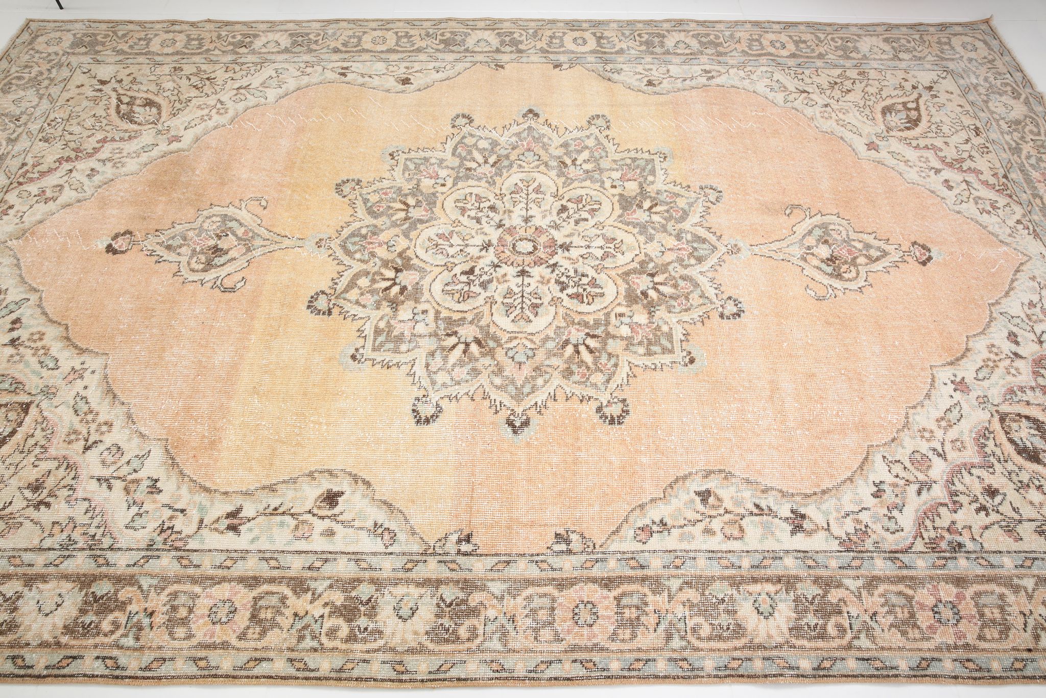 7x11 classic turkish vintage rug, vintage carpet rug 331x205cm