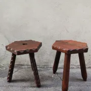 Pair of tripod stools in brutalist style made of pine, Catalonia 1960.
