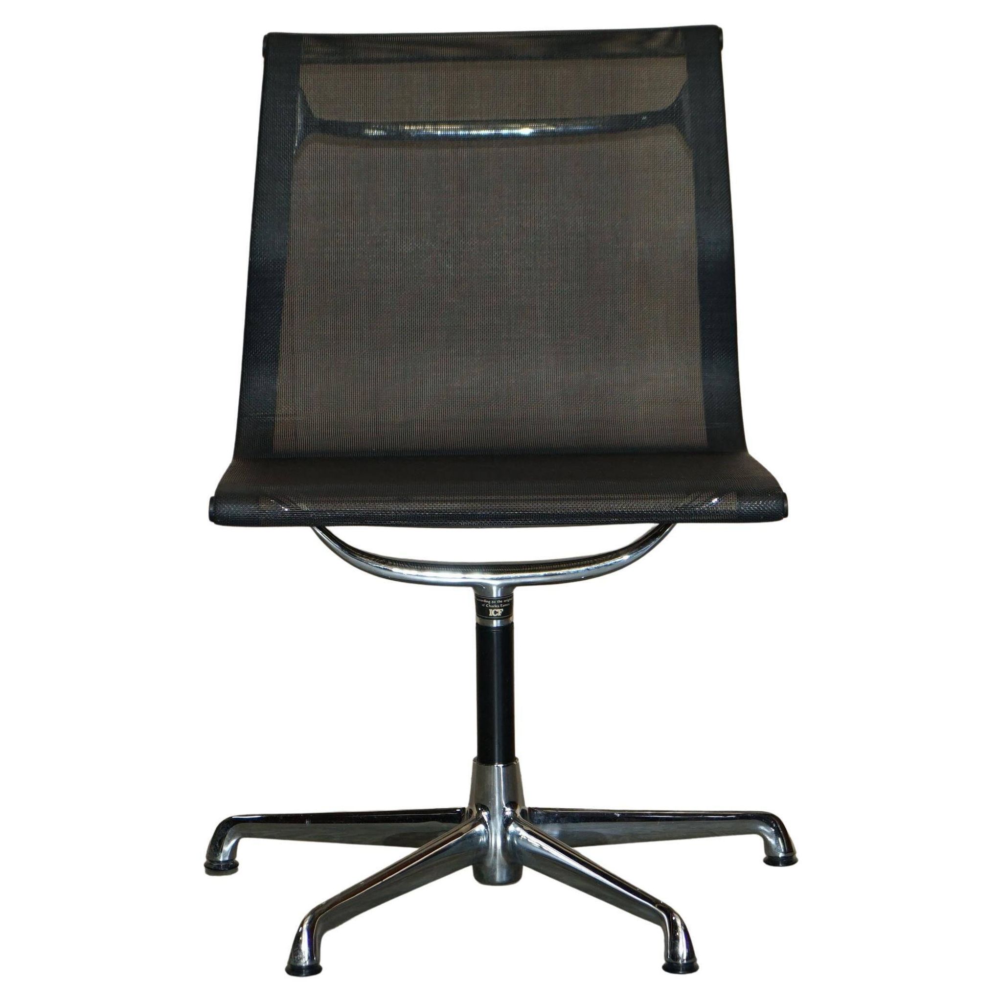 Fauteuil de bureau pivotant vintage Vitra ICF Eames EA105 Hopsak