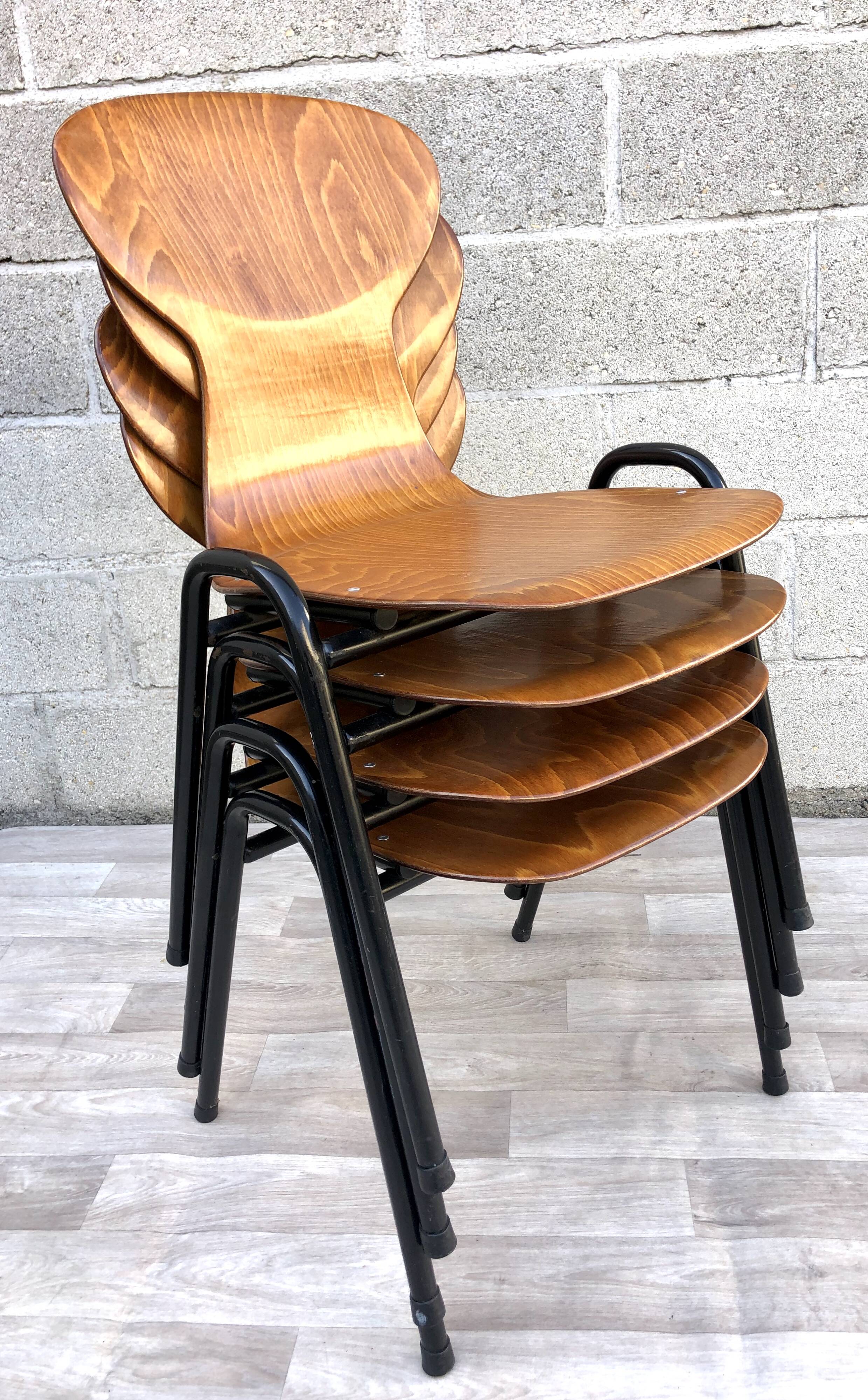 Lot of 4 chairs Ant Eromes 60s vintage