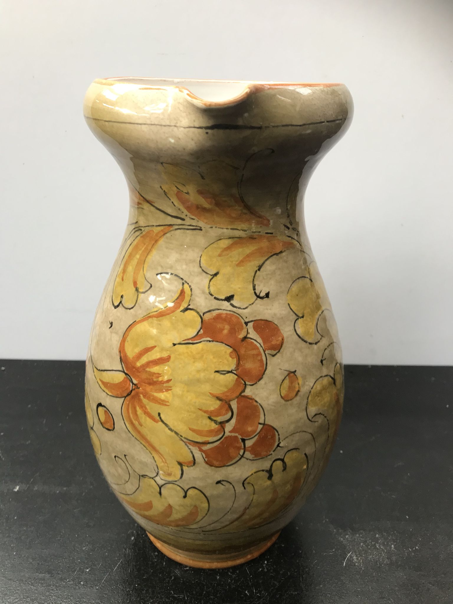 Ancien pichet tiam céramique beige décor fleurs vintage