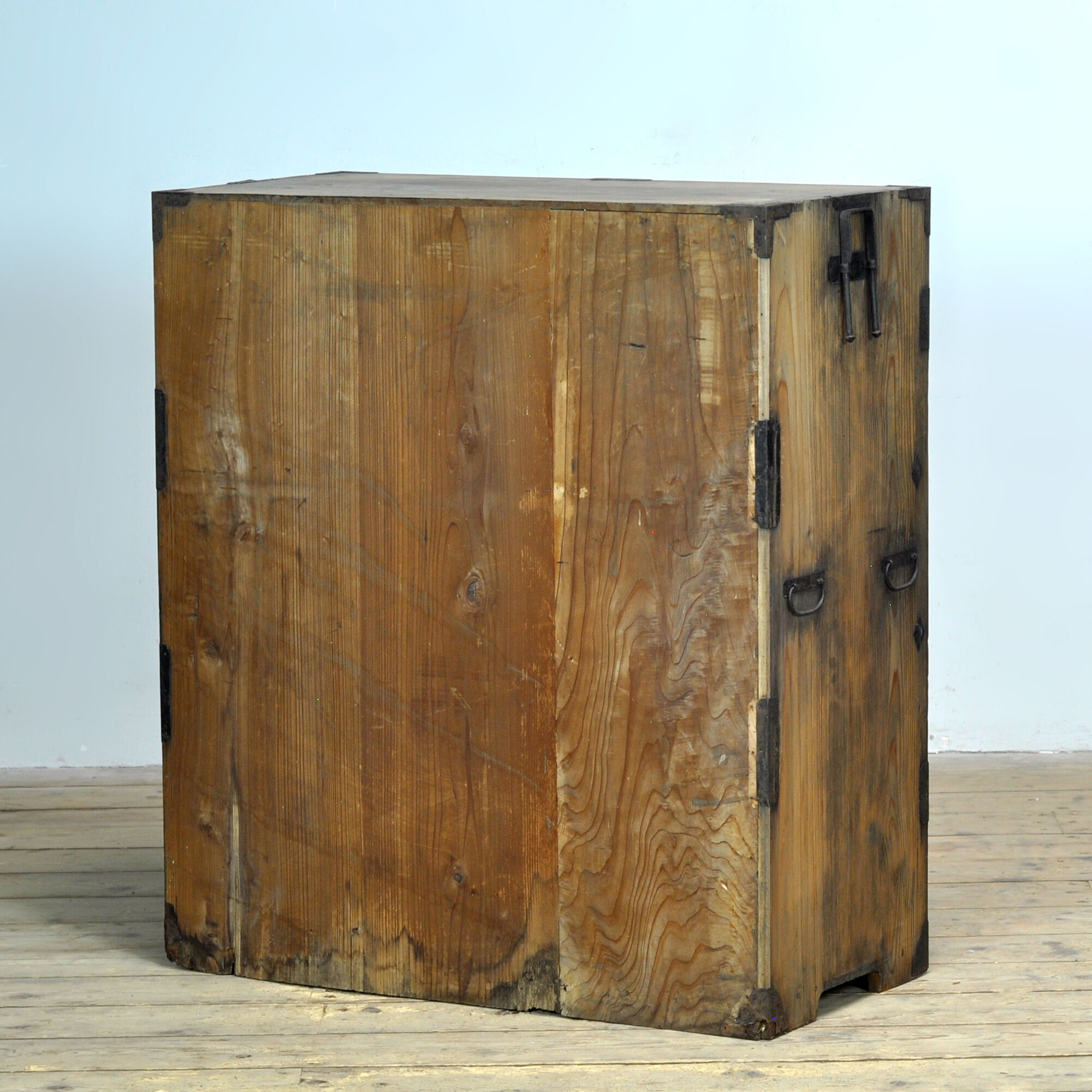 Commode Tansu japonaise, vers 1870