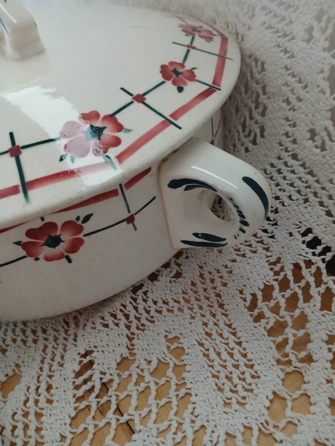 Antique Ceranord Saint Amand soup tureen