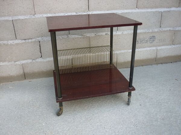 Table d'appoint en bois et range disques vintage sur roulettes