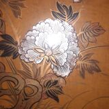 Secretaite in the taste of the Far East