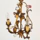 Lustre vintage italien en porcelaine roses dorées et dorées baroque rococco 1950