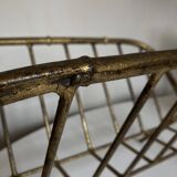 Porte revues 1960 faux bambou en fer battu doré travail italien