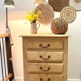 Solid oak chest of drawers