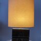 Lampe année 70 décor métal et bois