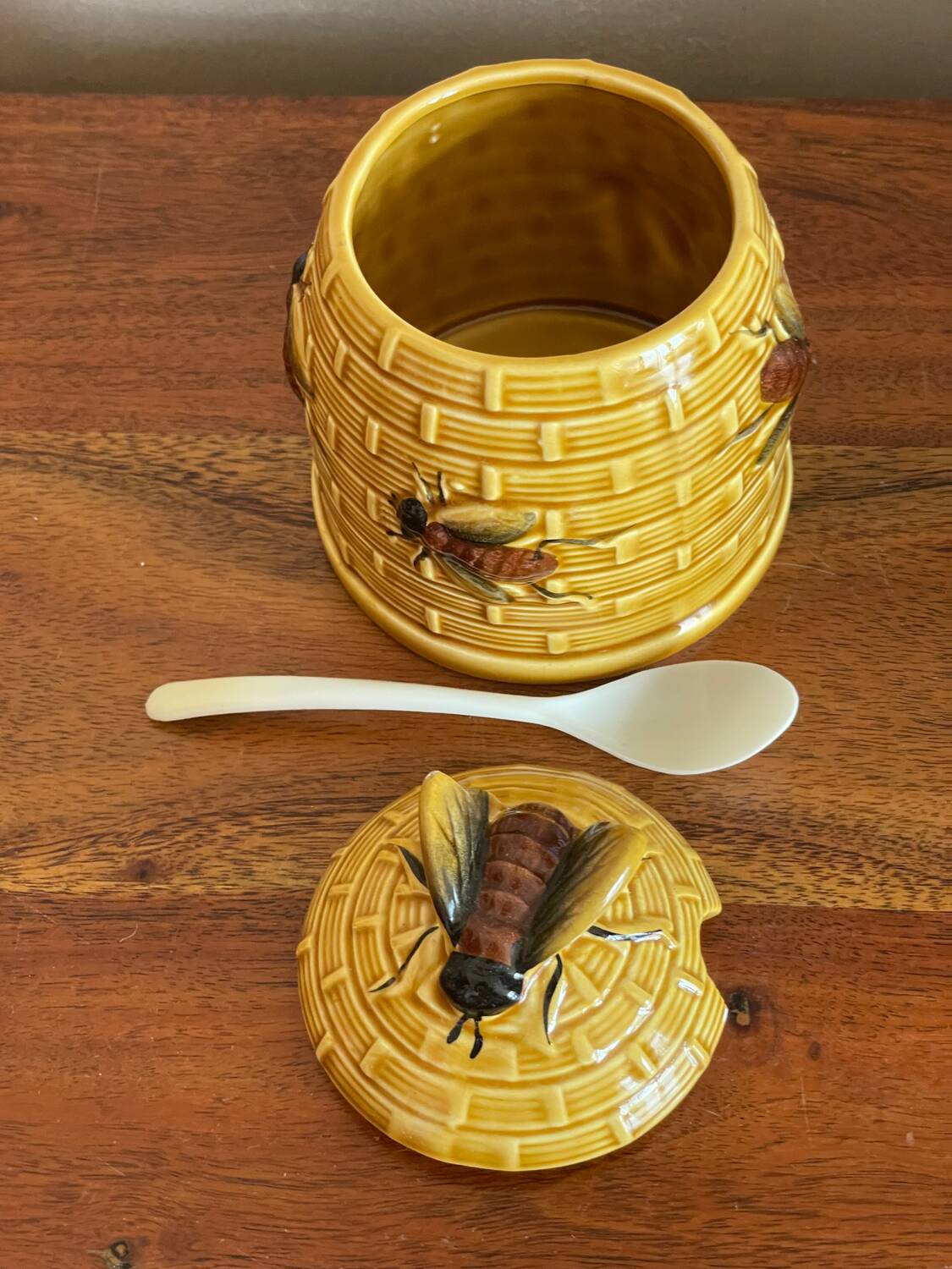 Honey pot