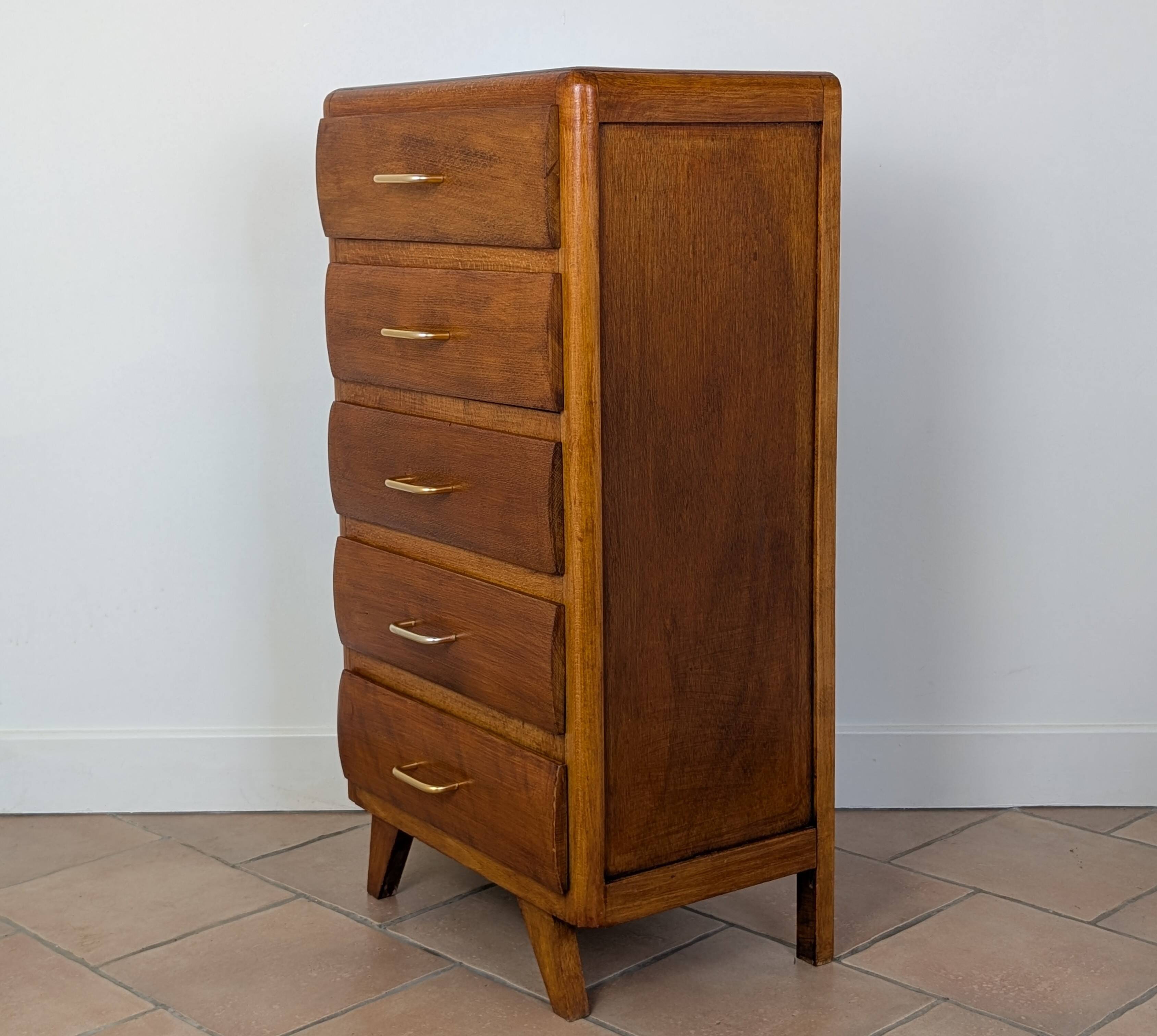 Vintage chest of drawers