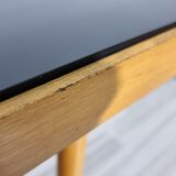 Table basse par Jiri Jiroutek