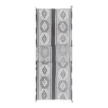 Tapis coureur kilim vintage turc fait main en laine et coton gris des années 1970 60x152