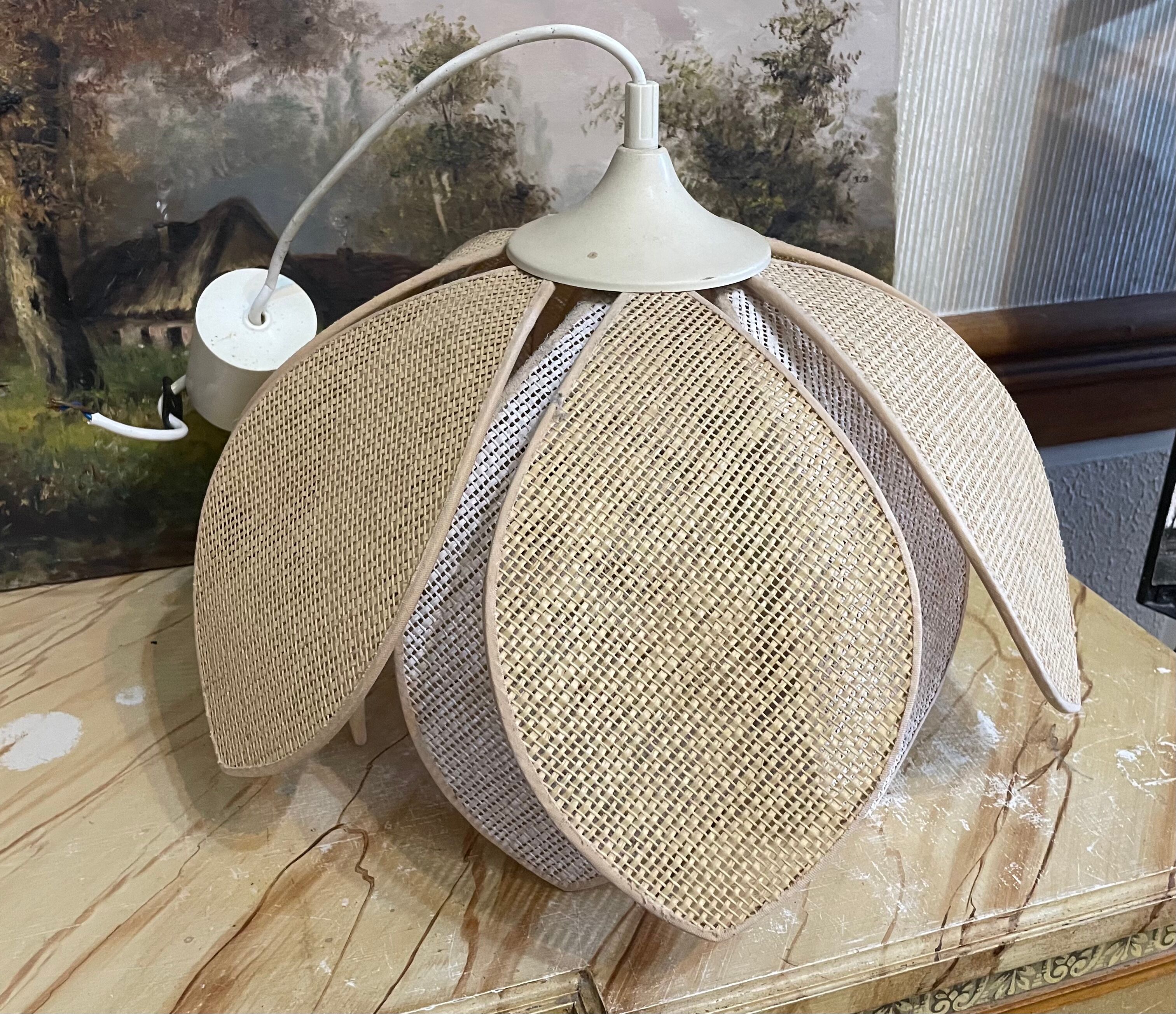 Suspension petals vintage flower