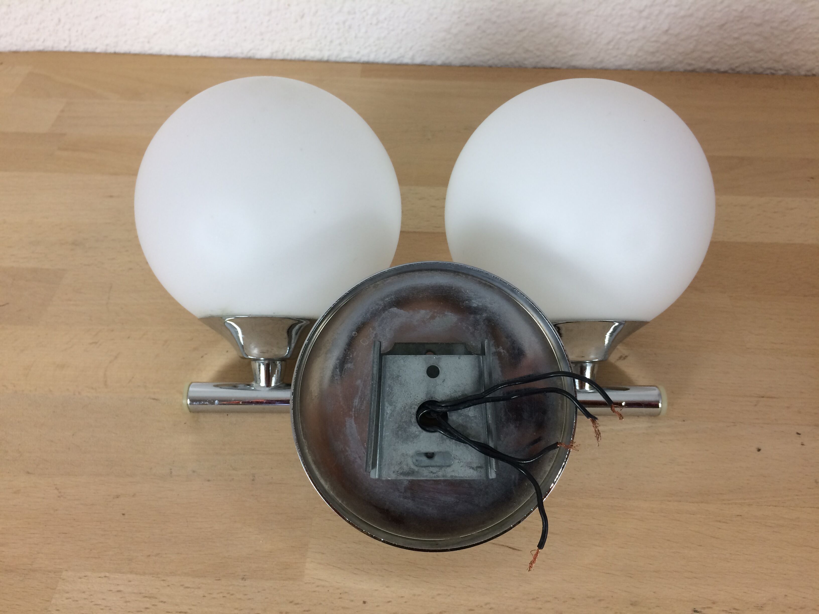 Double globe chrome and opaline 1970