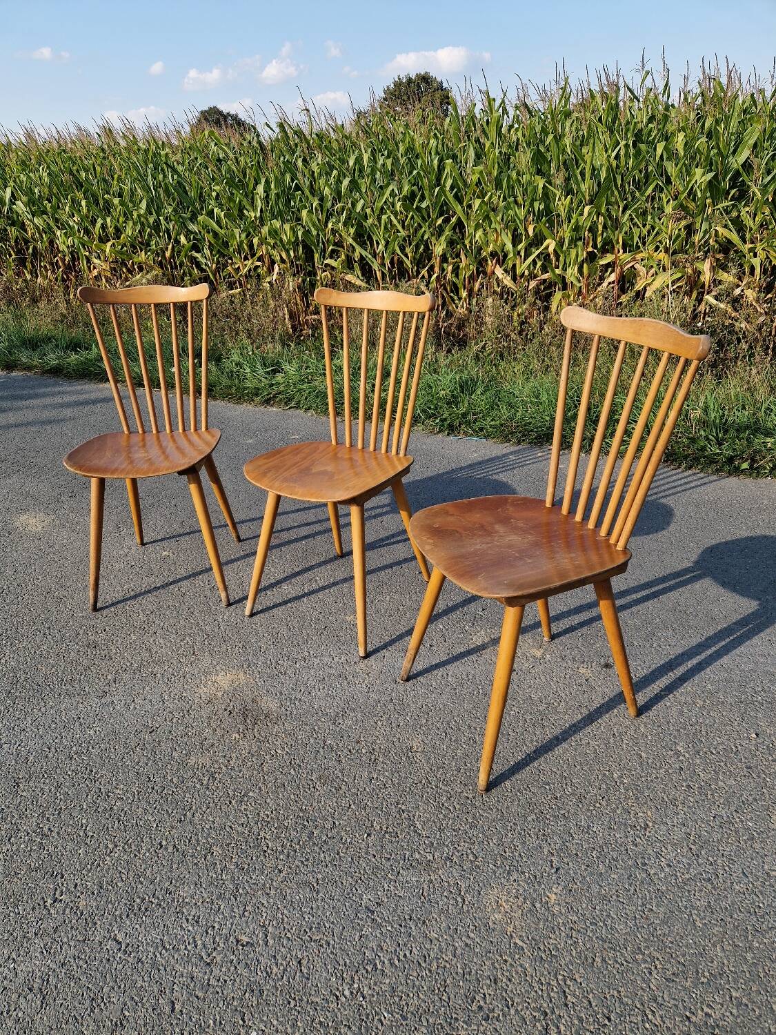 Set of 3 Baumann bistro chairs, Menuet model