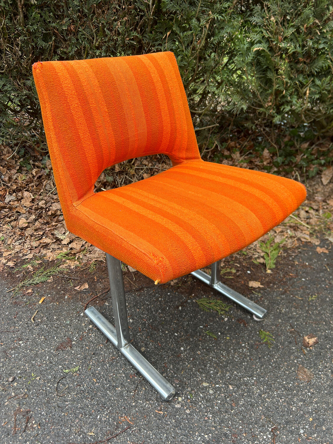 Paire de chaises Georges Frydman