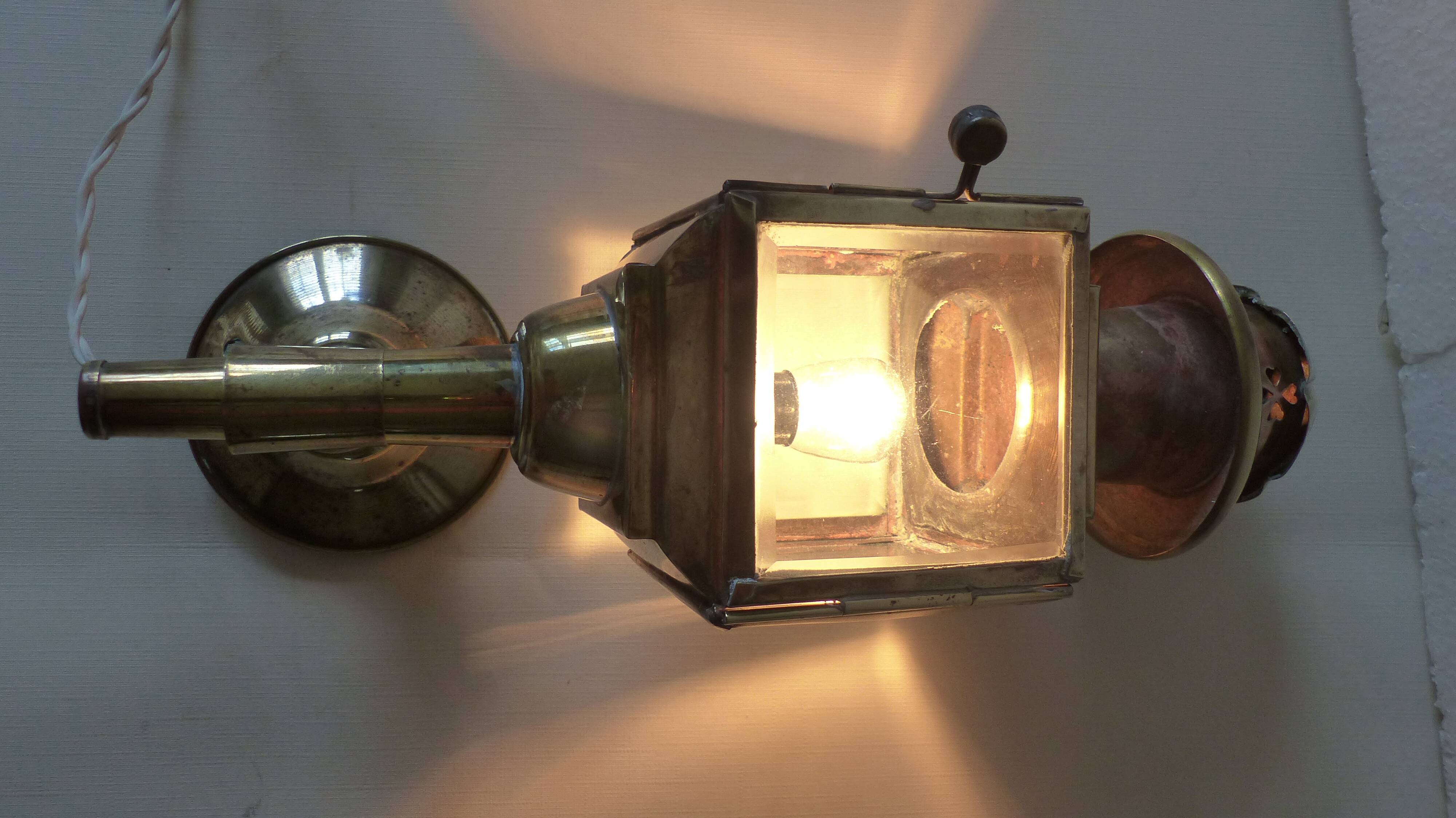2 lamp wall lights