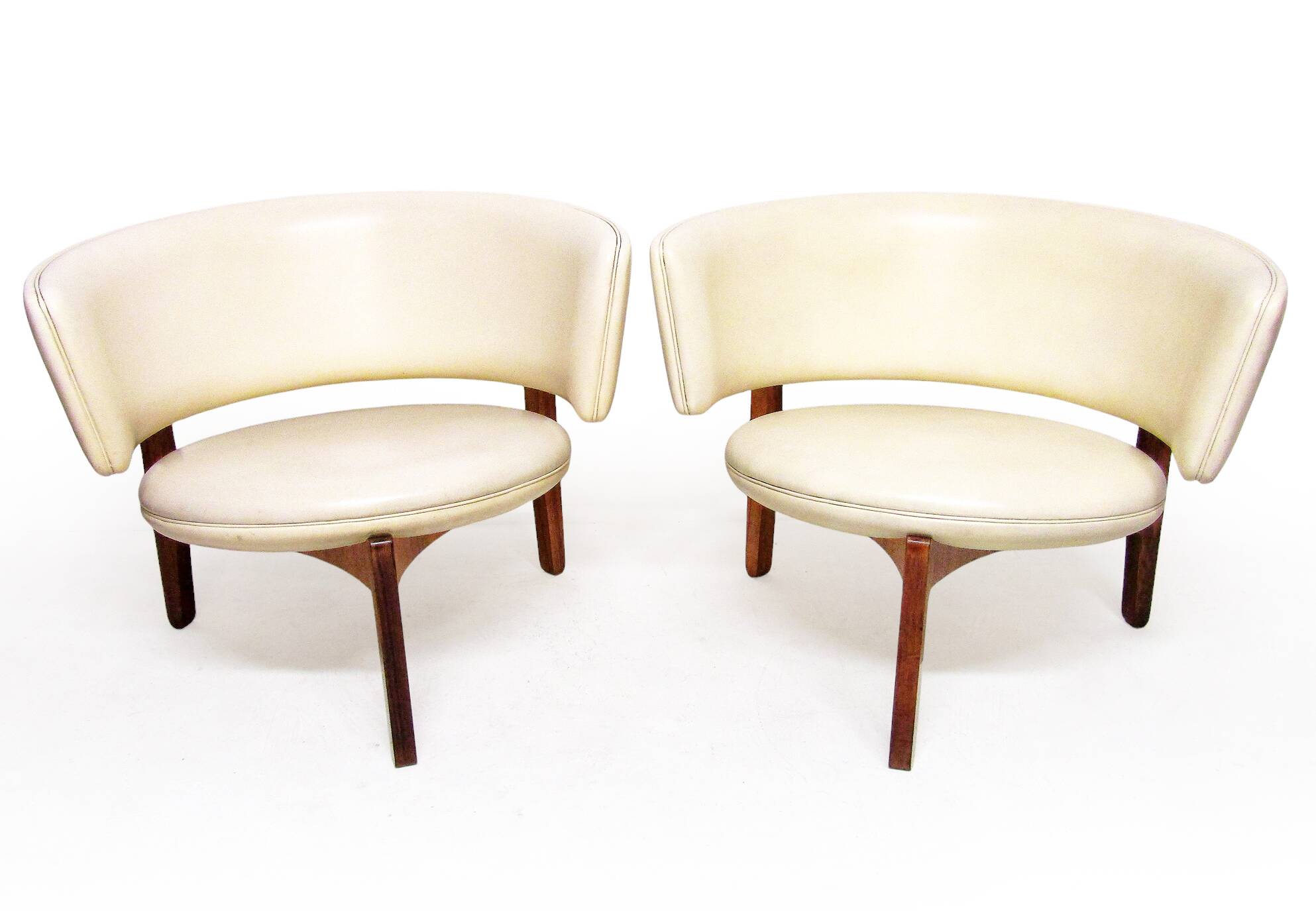 Two 1960s Danish Lounge Chairs In Rosewood By Sven Ellekaer