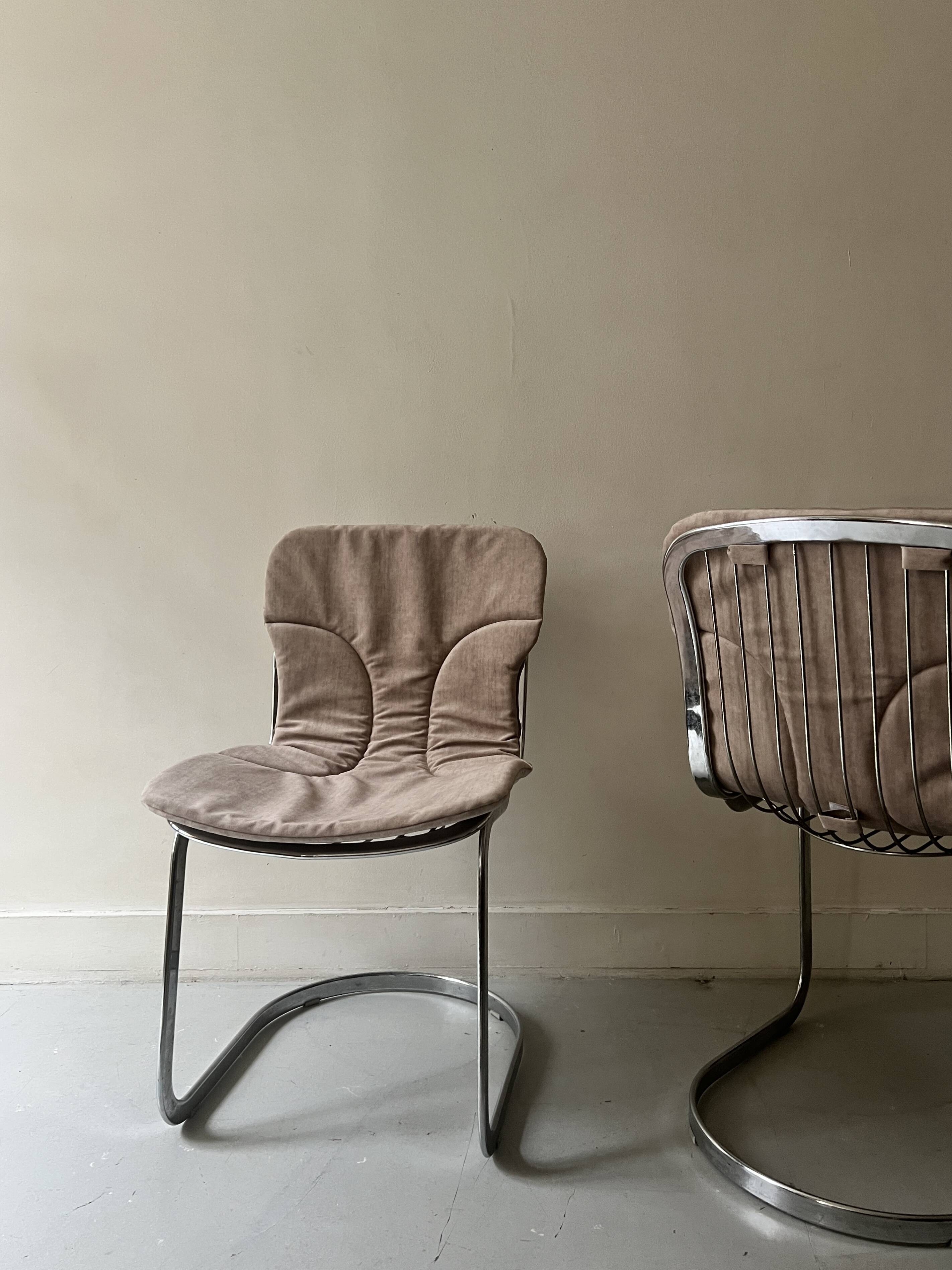 Cidue chair in chrome and short velvet, Willy Rizzo design 1970