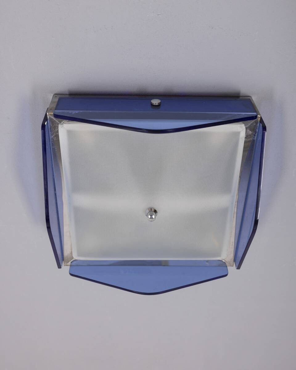 Lampe de plafond en verre bleu au design italien des années 1970.