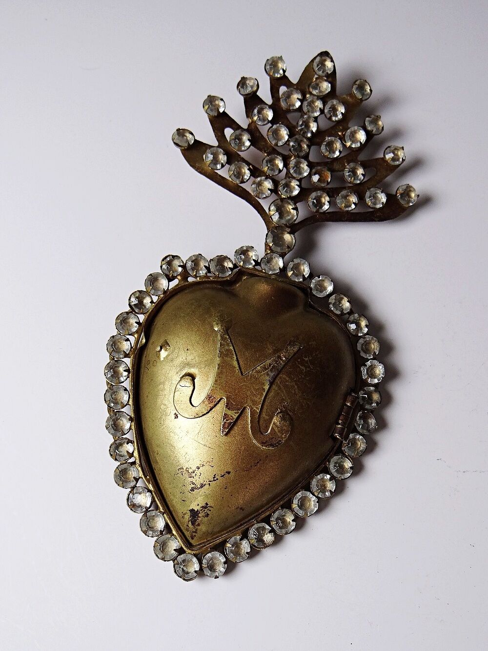 Ancient ex-voto of a flaming heart of Mary, adorned with rhinestones, 19th-20th century.