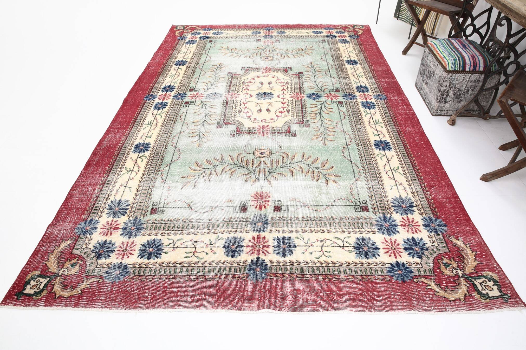 7x11 Rug For Living Room Red Green Bordered Vintage Area Rug, 215x335Cm
