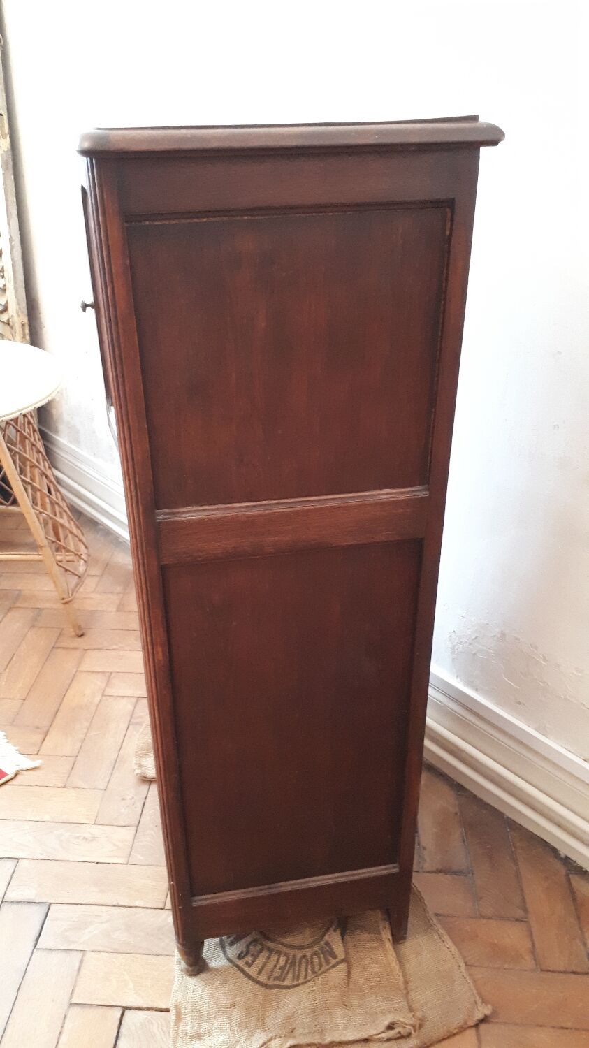 Showcase furniture from the 1930s