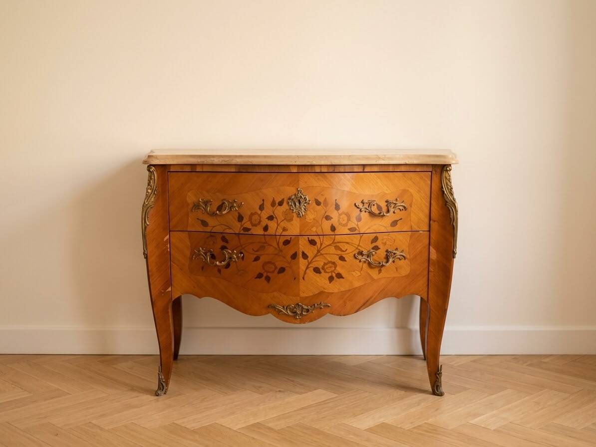 Louis XV commode inlaid with wood and marble