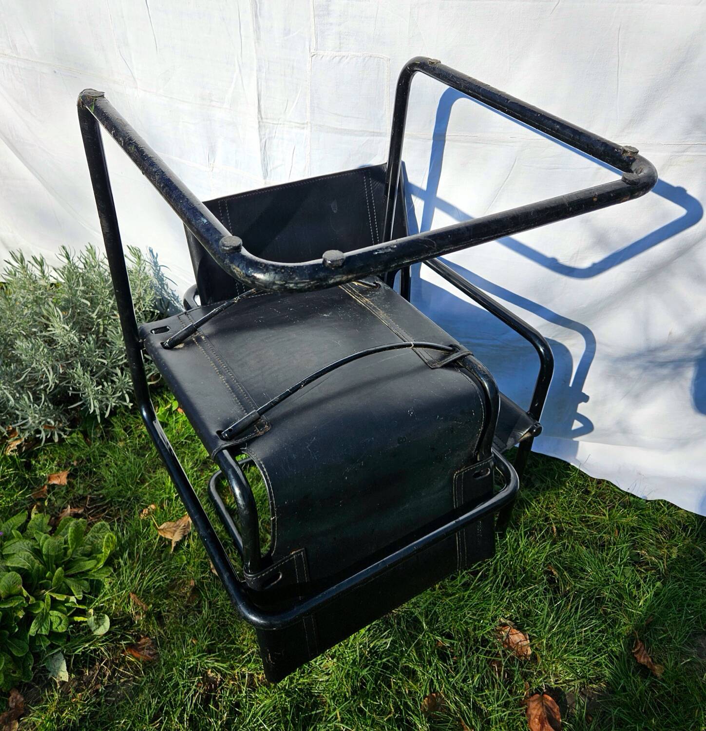 4 Matteo Grassi armchairs in black leather
