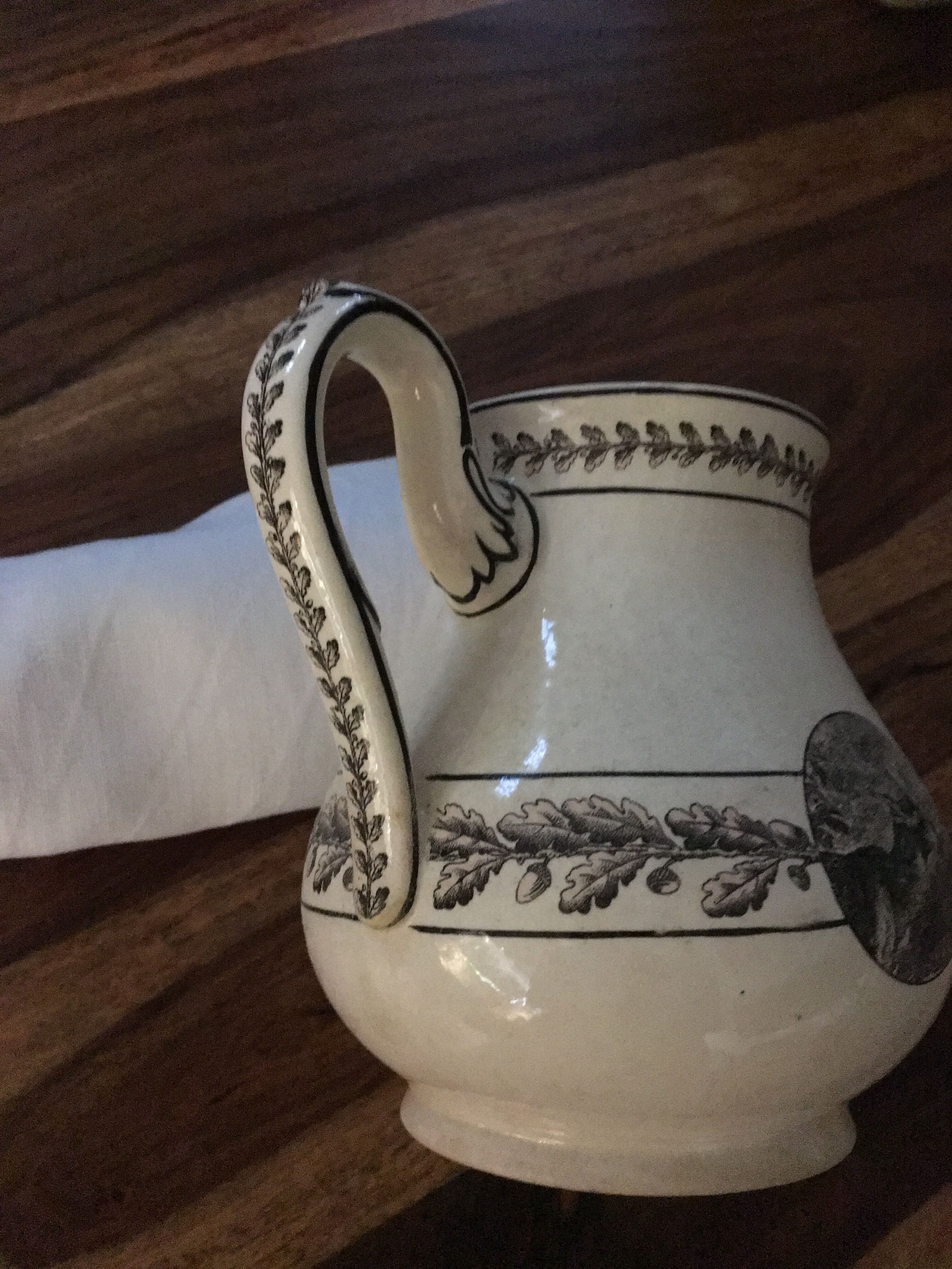 Pitcher in sarreguemines "Nemrod" earthenware