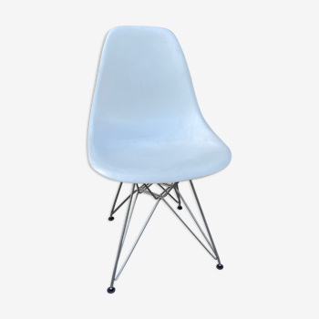 Eames Fiberglass Chair DSR parchment - Charles & Ray Eames for Vitra 1950