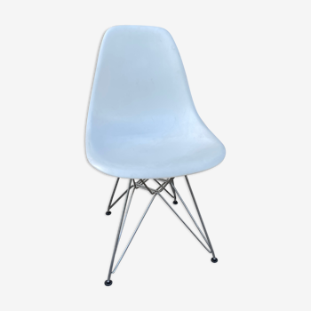 Eames Fiberglass Chair DSR parchment - Charles & Ray Eames pour Vitra 1950