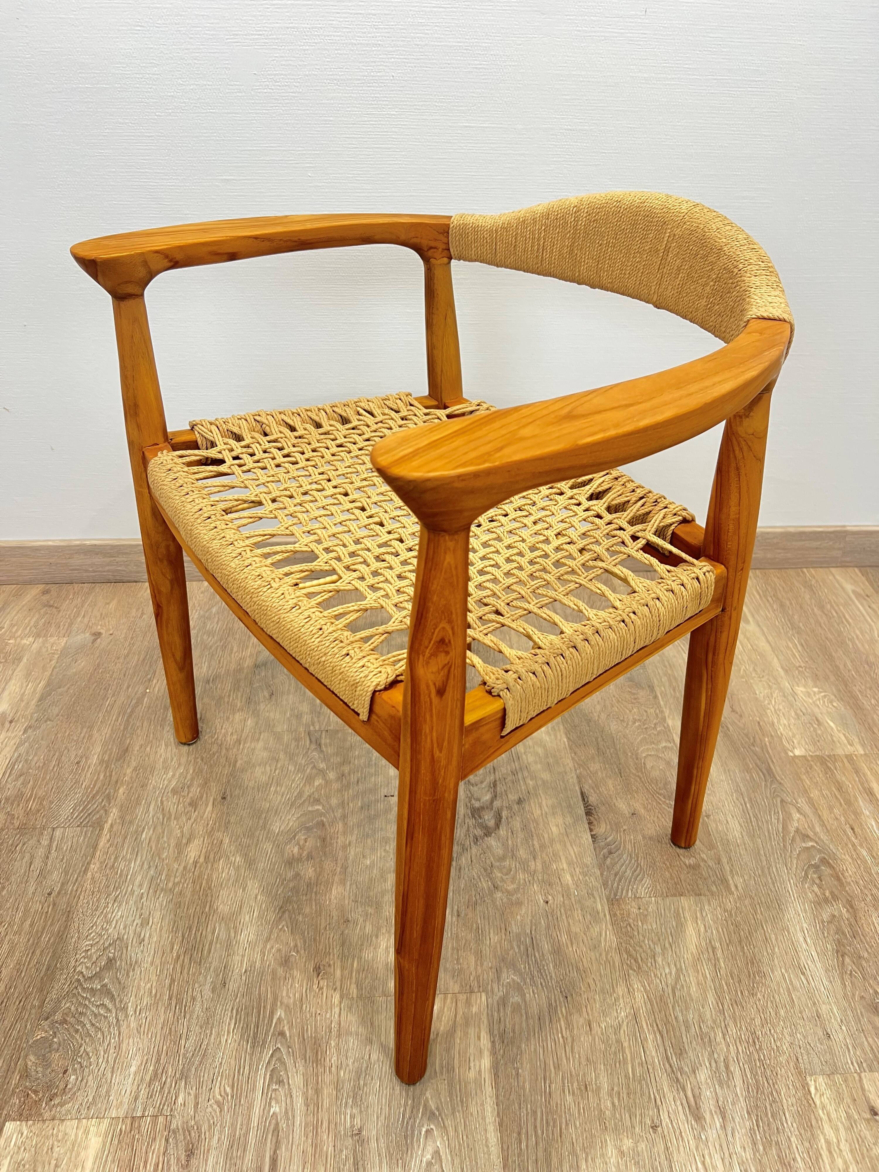 Paire de fauteuils scandinave en teck tressé