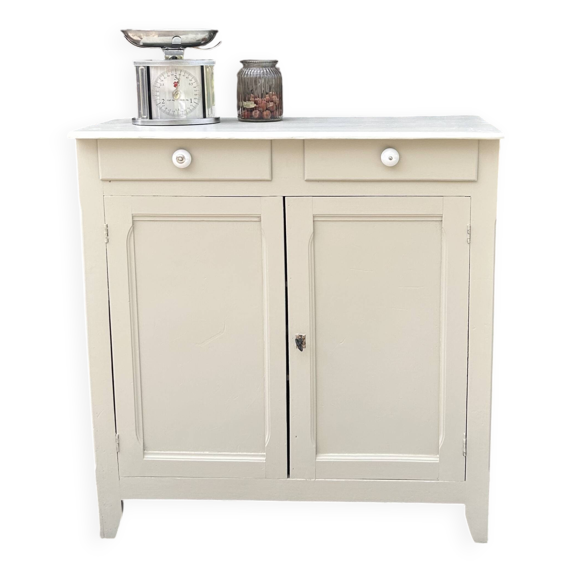 Parisian-style buffet