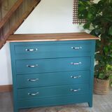 Solid wood chest of drawers