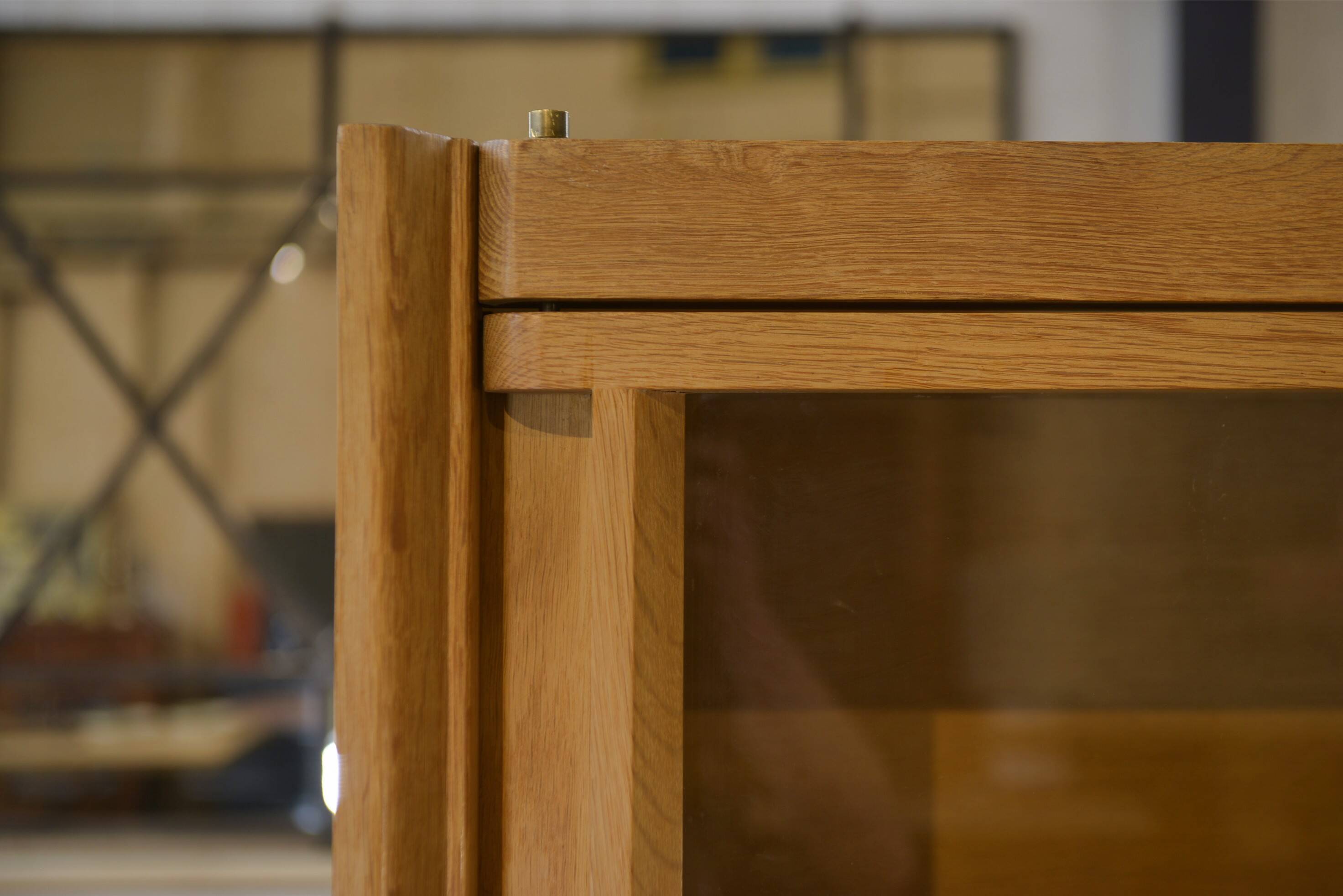 Display cabinet by Guillerme et Chambron and Danikowski for Your Home