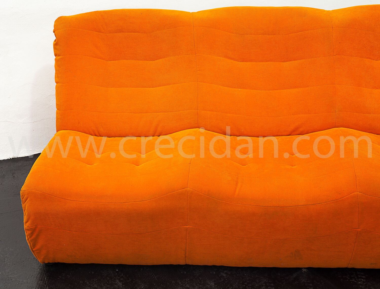 Orange sofa 70'