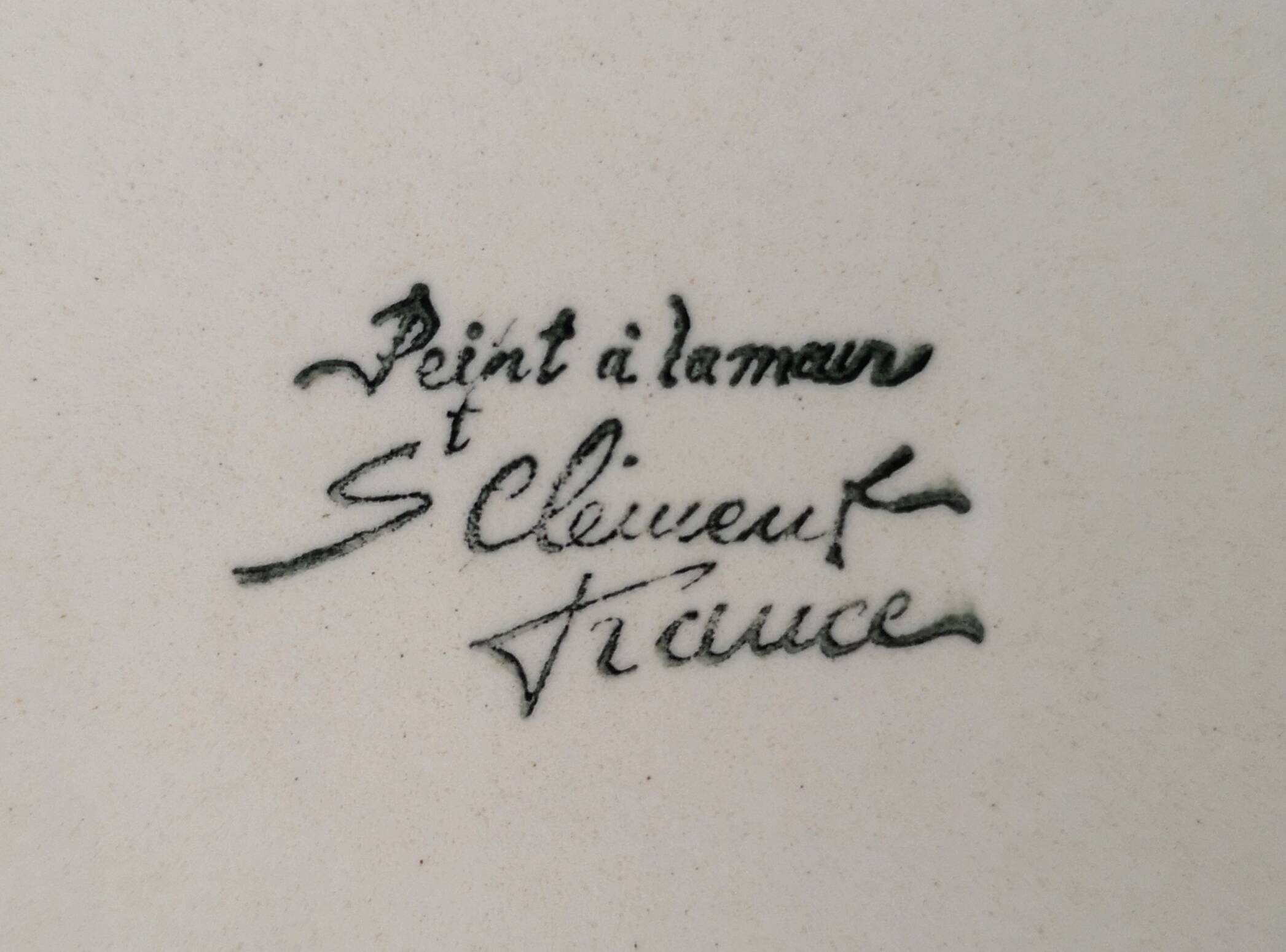 Old barbotine plate, St Clément factory