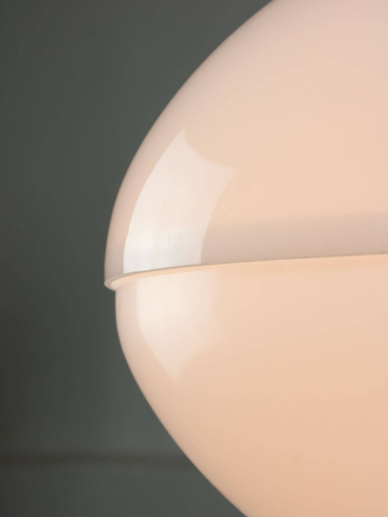 Italian Space Age Big White Doughnut Lamp, 70s