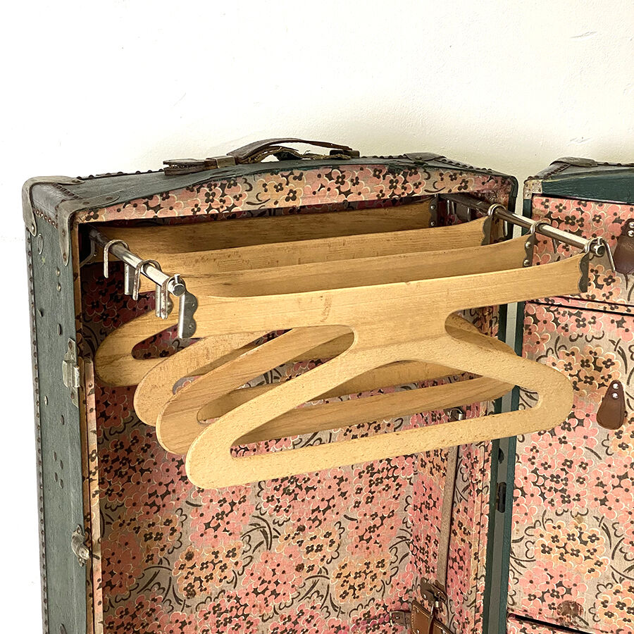 Trunk wardrobe dressing vintage 30's