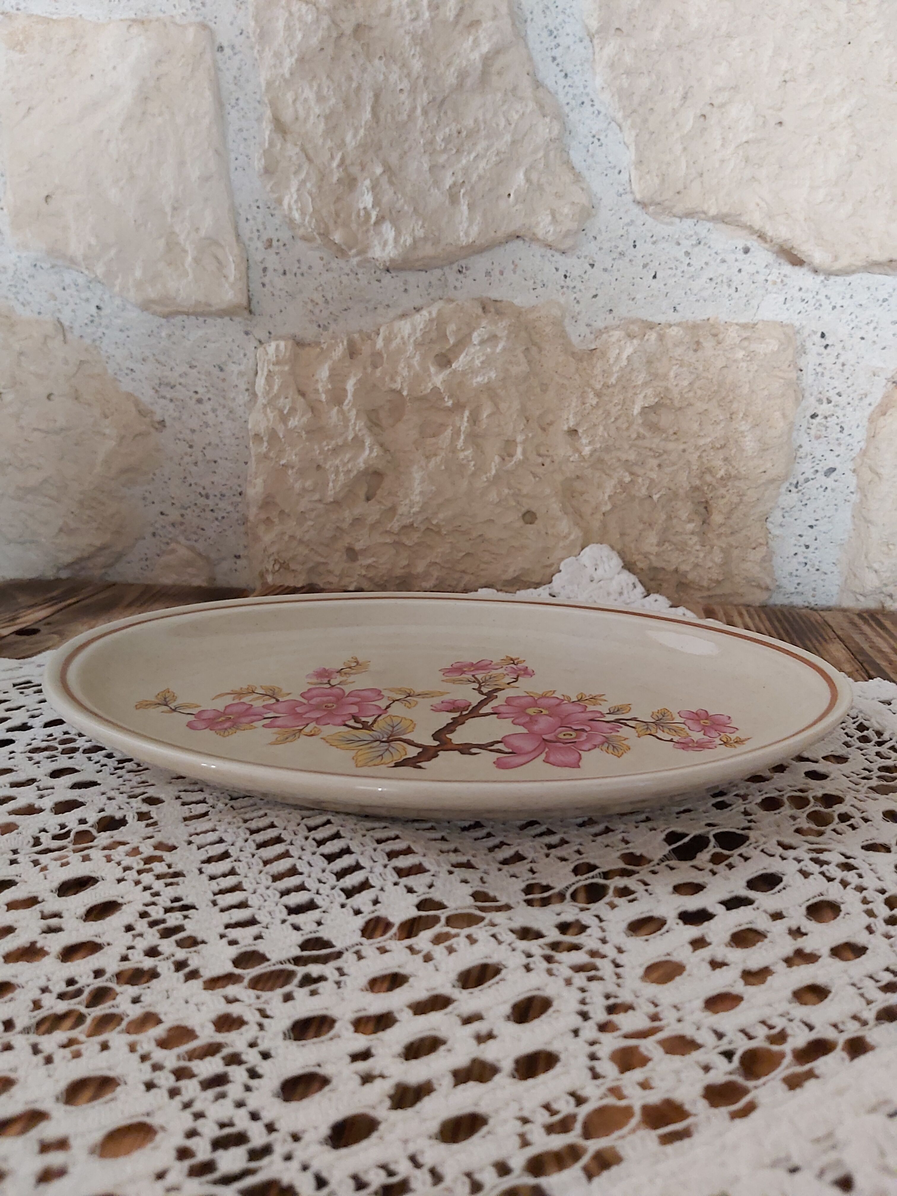 Trio de raviers en faïence de Gien décor fleurs de cerisier