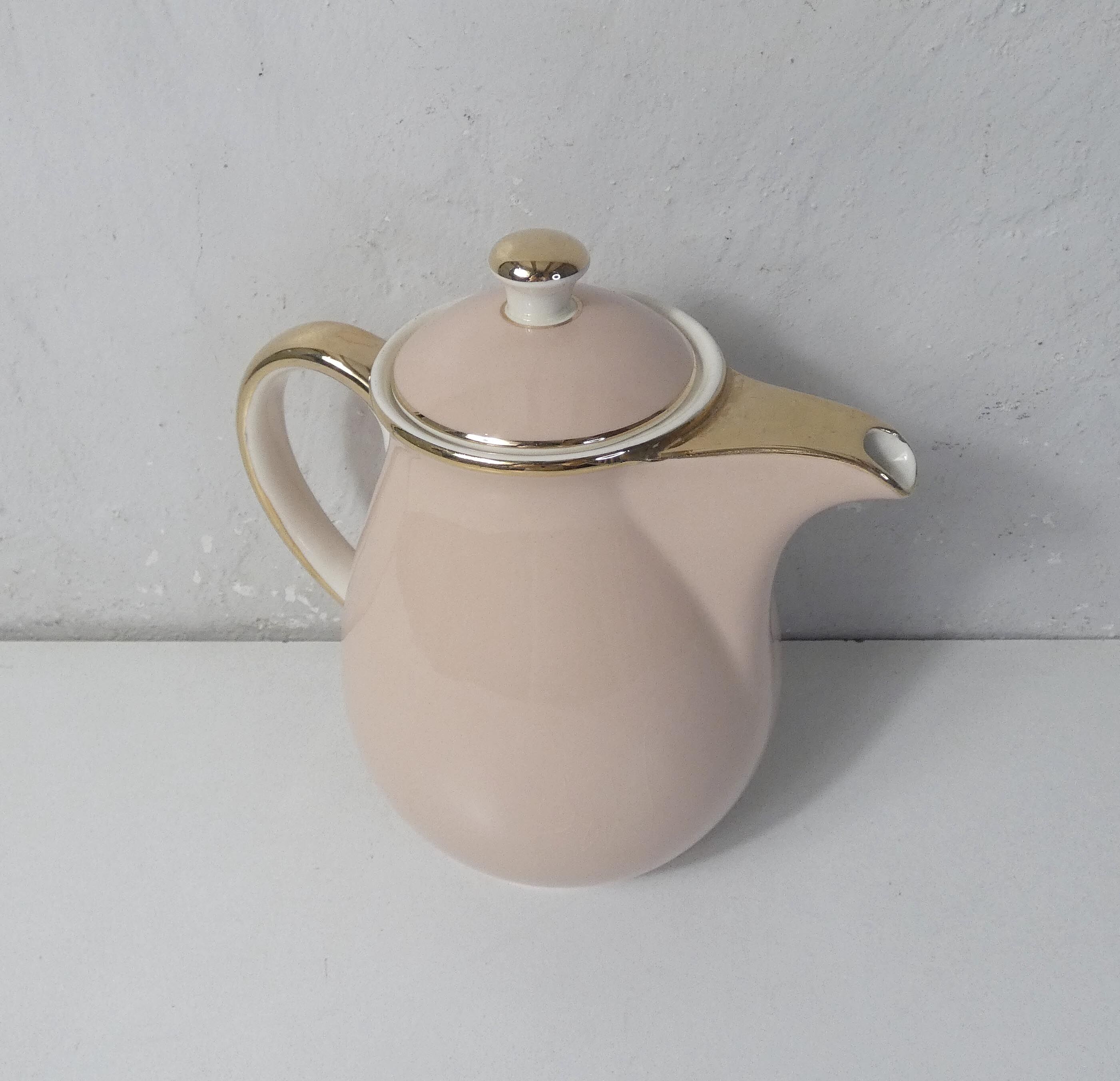 Villeroy & Boch teapot pink and gold signed Lucien Engel