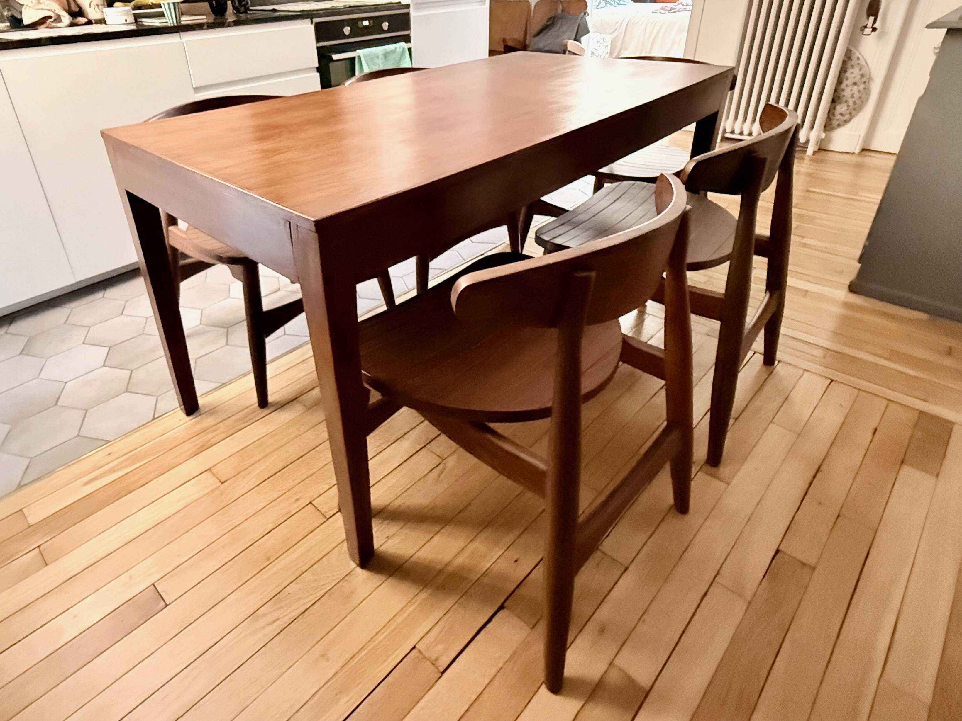 Dining table + 6 chairs inspired by Hans J. Wegner CH30 – rosewood wood