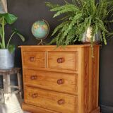 Pine chest of drawers