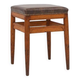 Tabouret Art Déco en bois avec dessus en cuir, Belgique ca. 1920